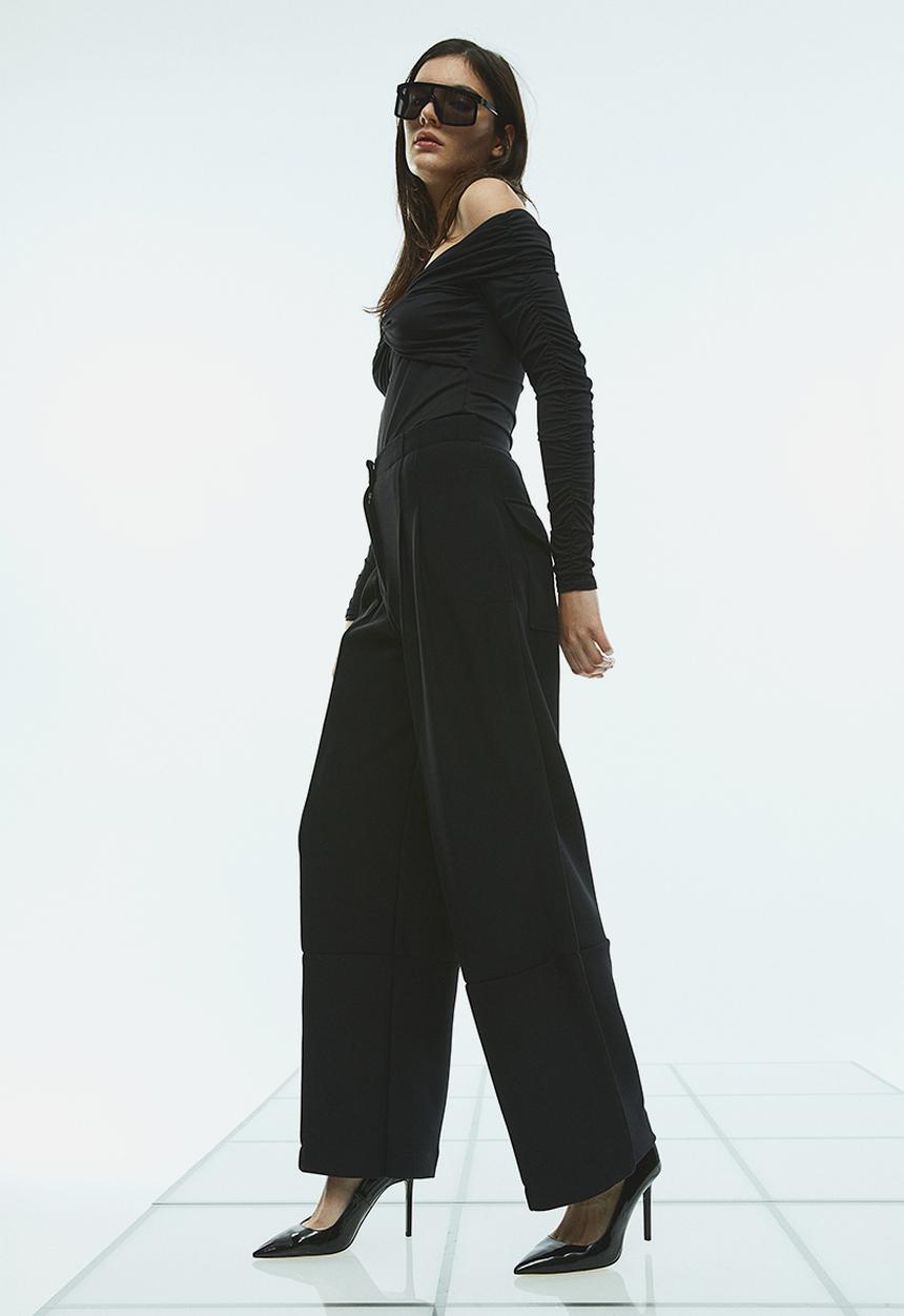 H&M - Off-the-shoulder thong body - black