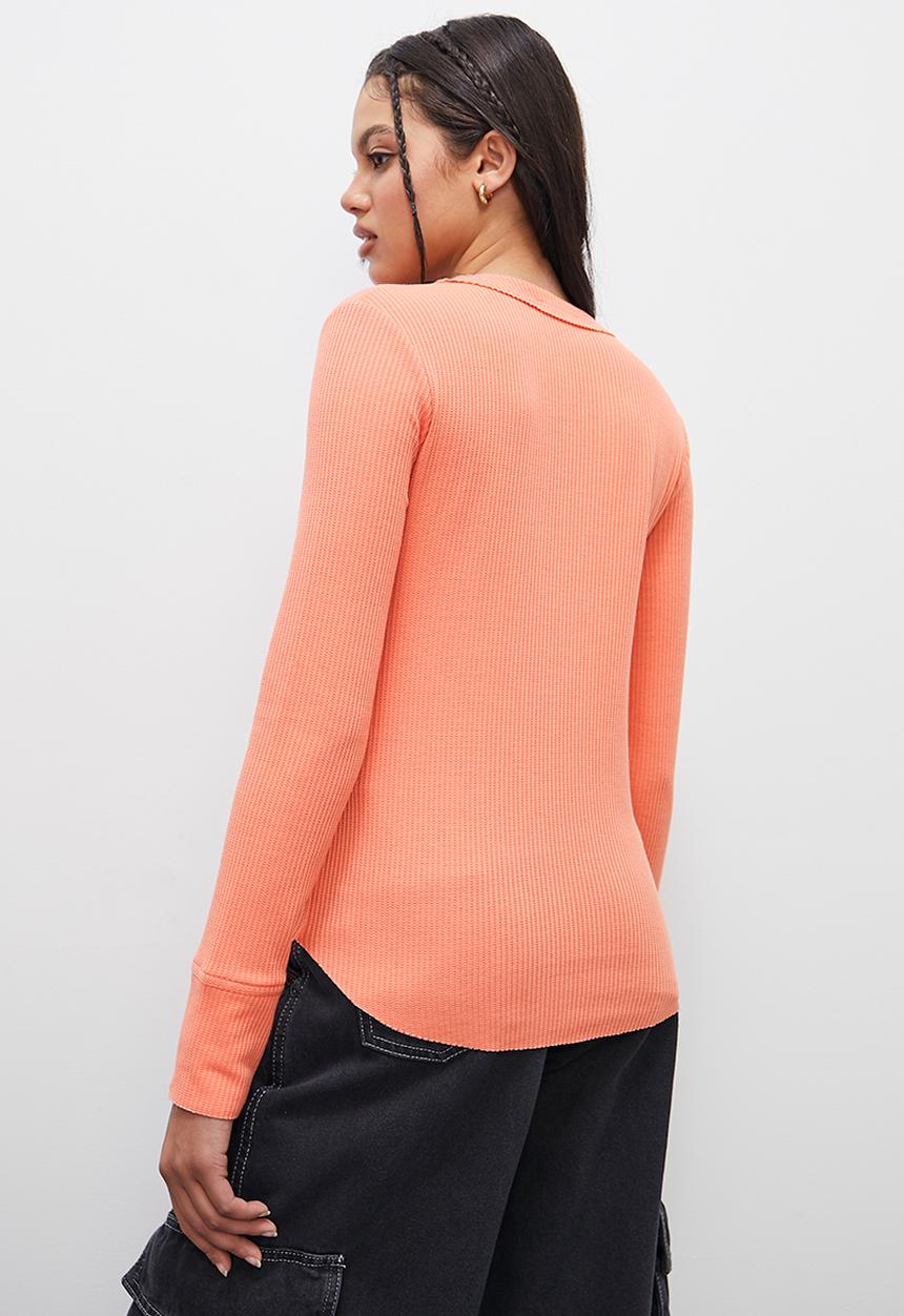 Blake - Waffle button front - peach