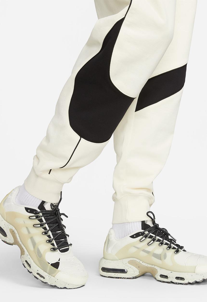 Nike - M nk swoosh flc pant - white/black 