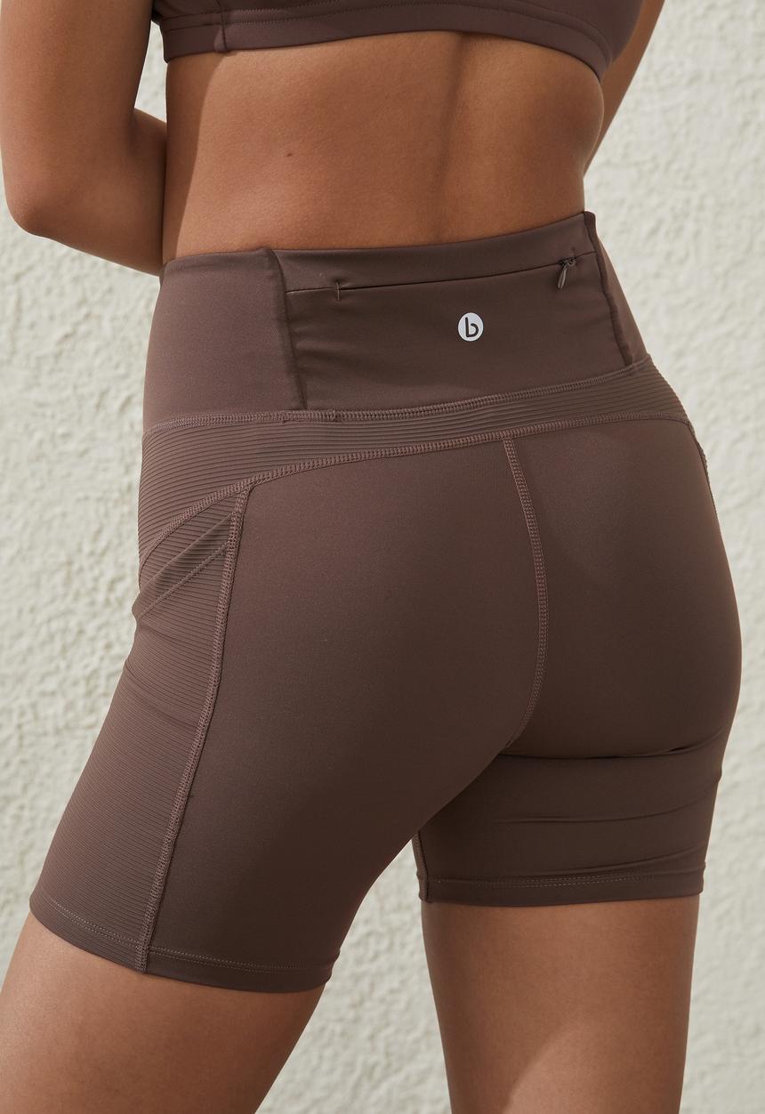 Cotton On - Ultimate rib pocket bike short - deep taupe