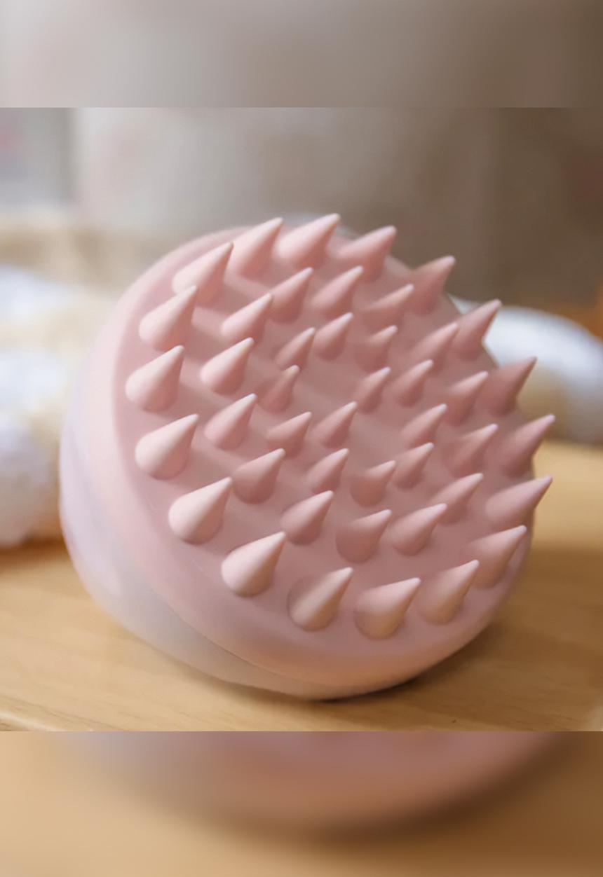 Standard Beauty - Silicone Scalp Massager - Pink