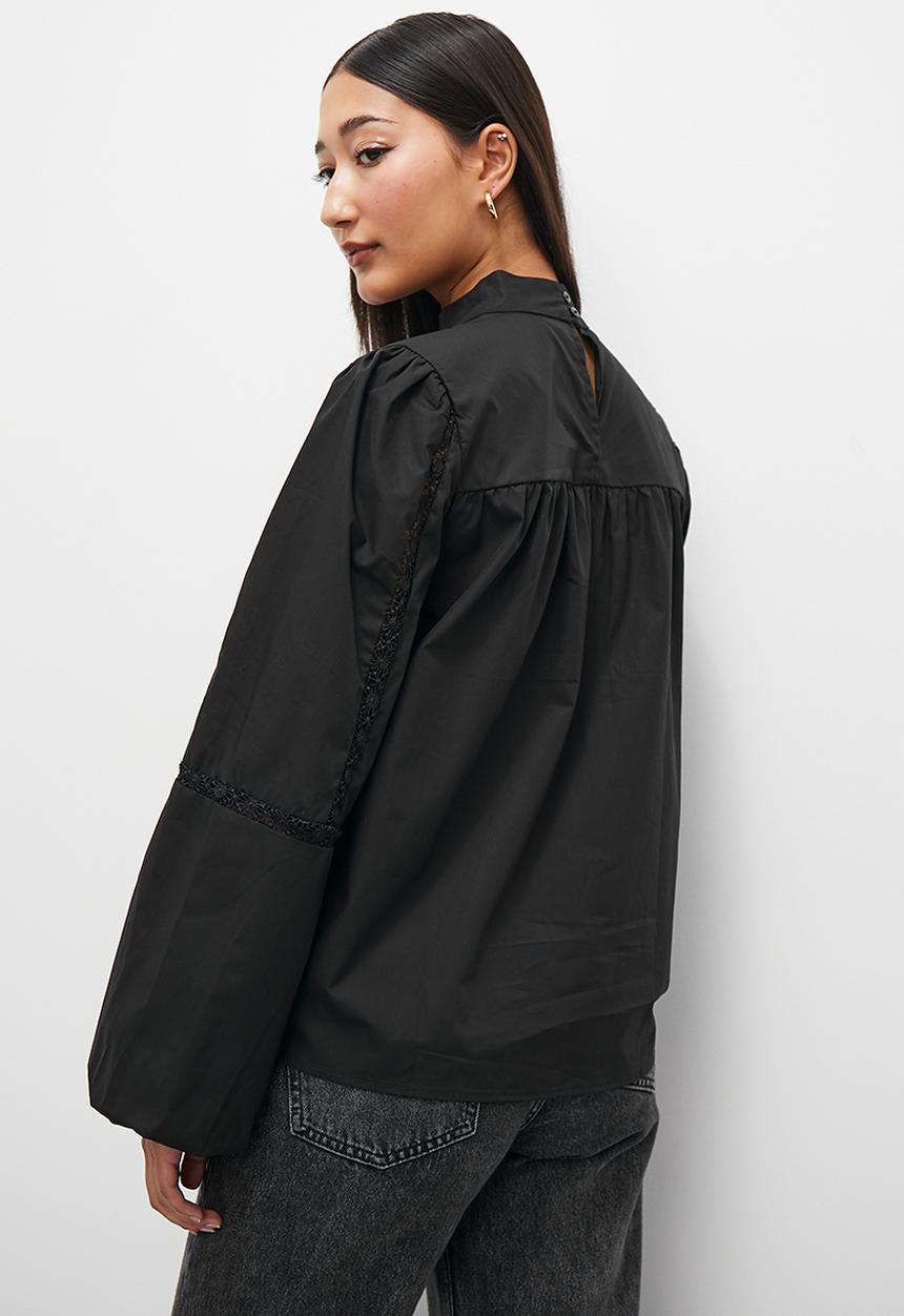 Superbalist - Cotton lace insert blouse - black