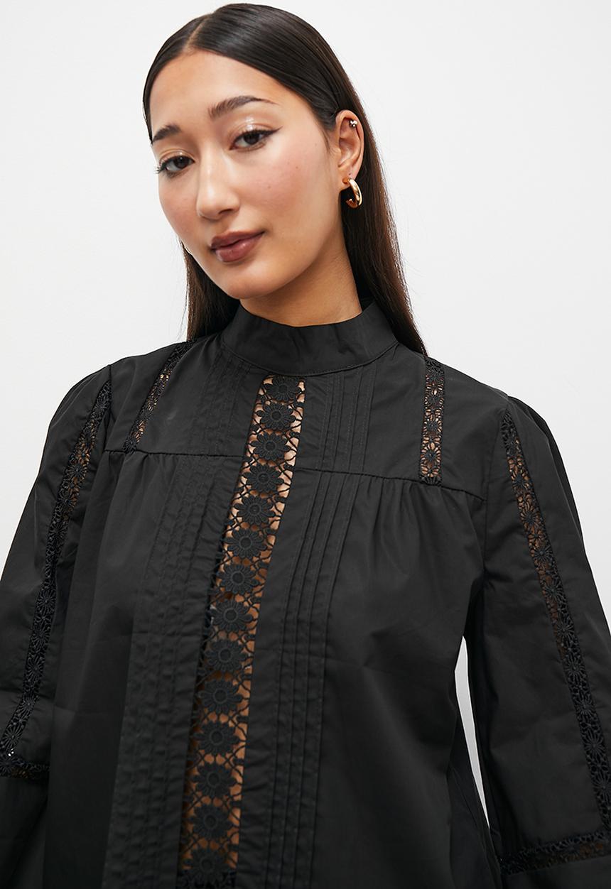 Superbalist - Cotton lace insert blouse - black