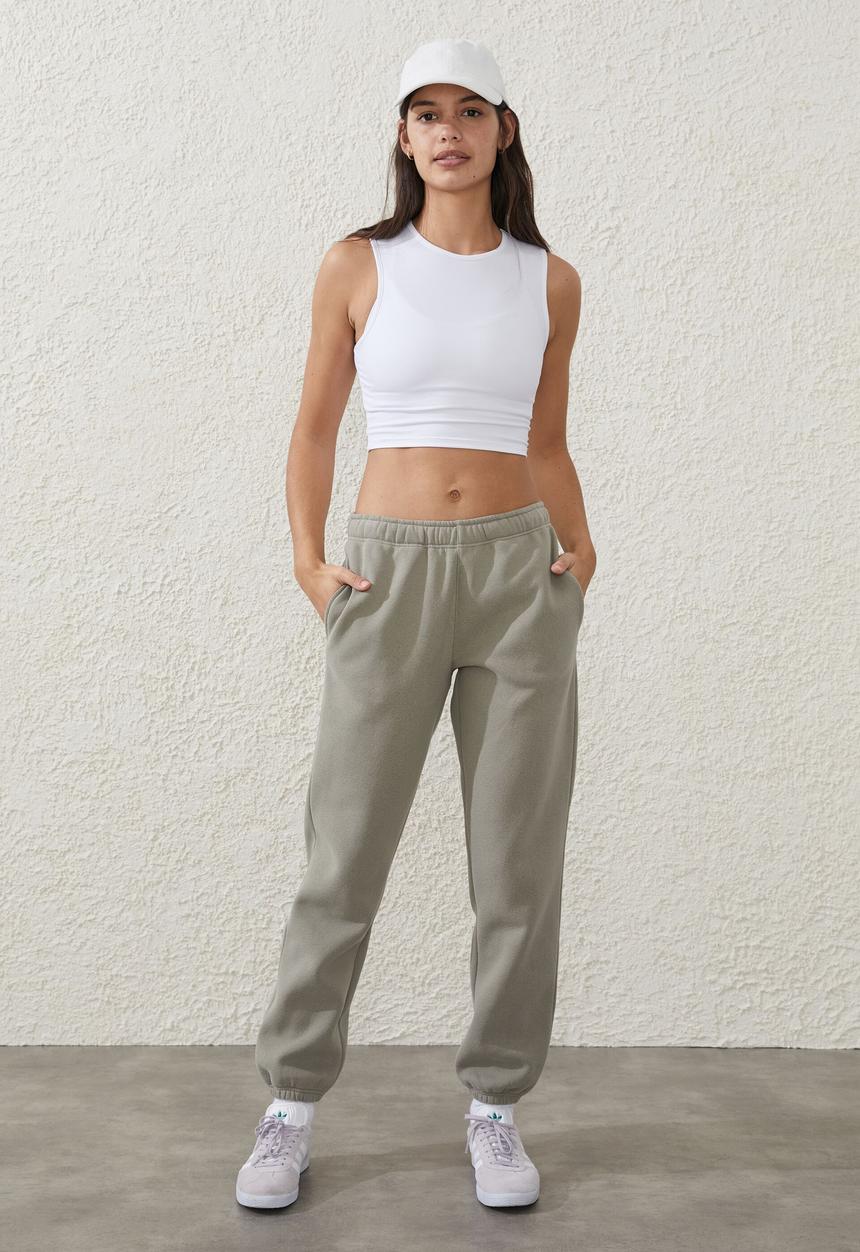 Cotton On - Plush gym track pant - dusty khaki