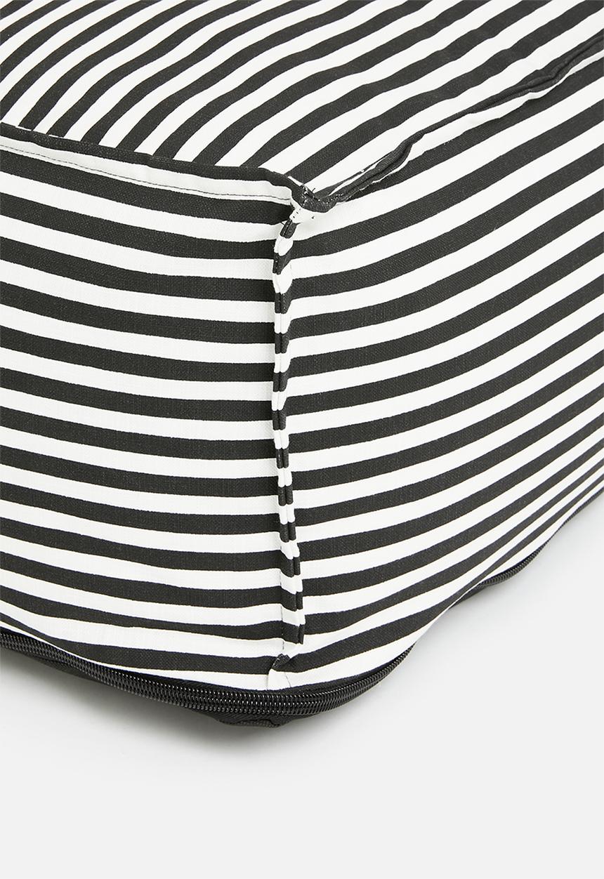 Sixth Floor - Kinni patio floor cushion - black