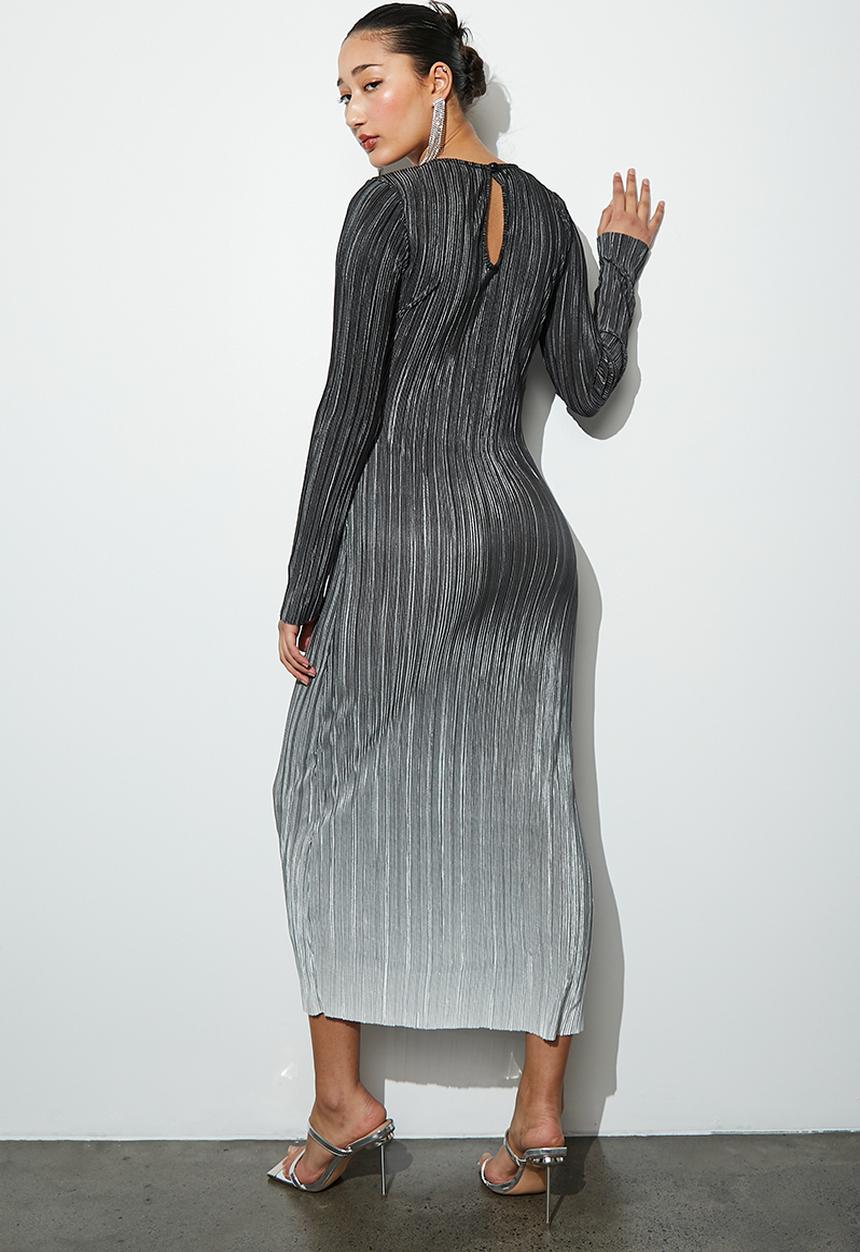 Superbalist - Plisse long sleeve column dress - black ombre