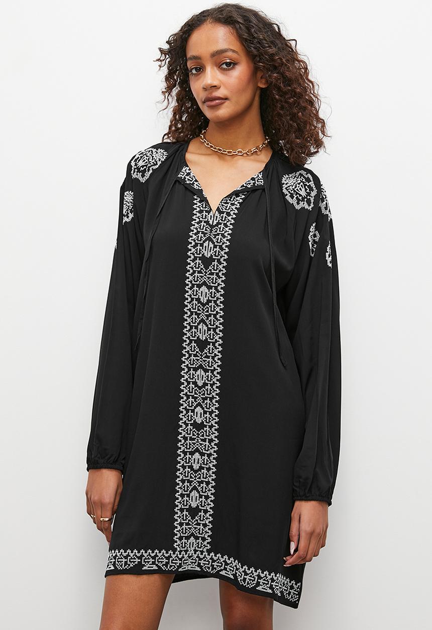 Superbalist - Embroidery tunic mini dress - black & white