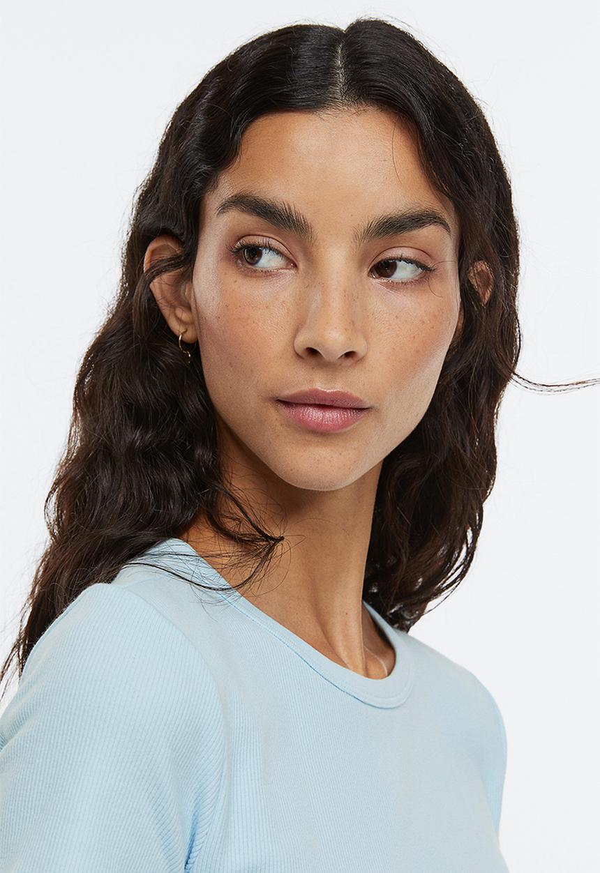H&M - Ribbed top - light blue 
