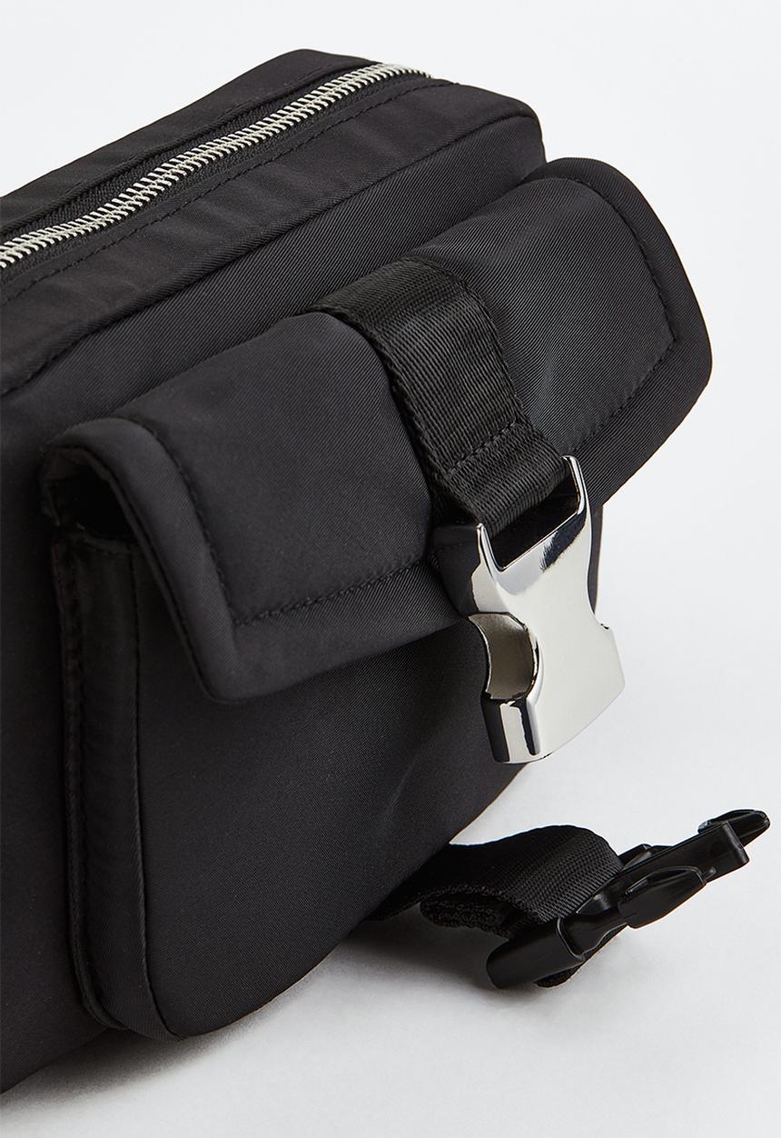 H&M - Shoulder bag - black