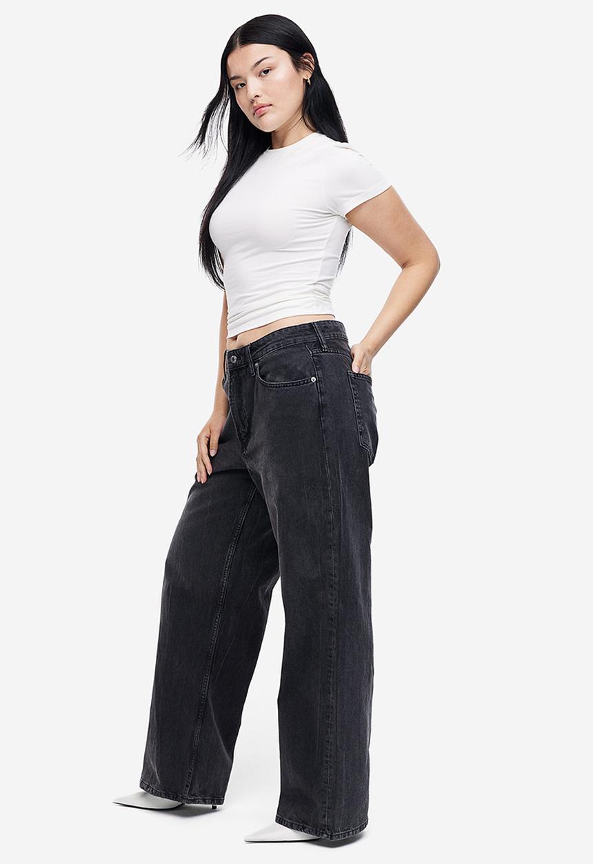H&M - Curvy fit wide regular jeans - black