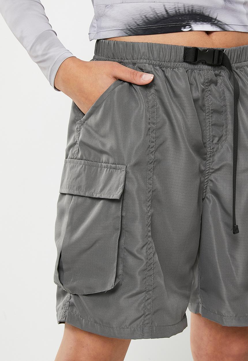 Factorie - Utility short - charcoal