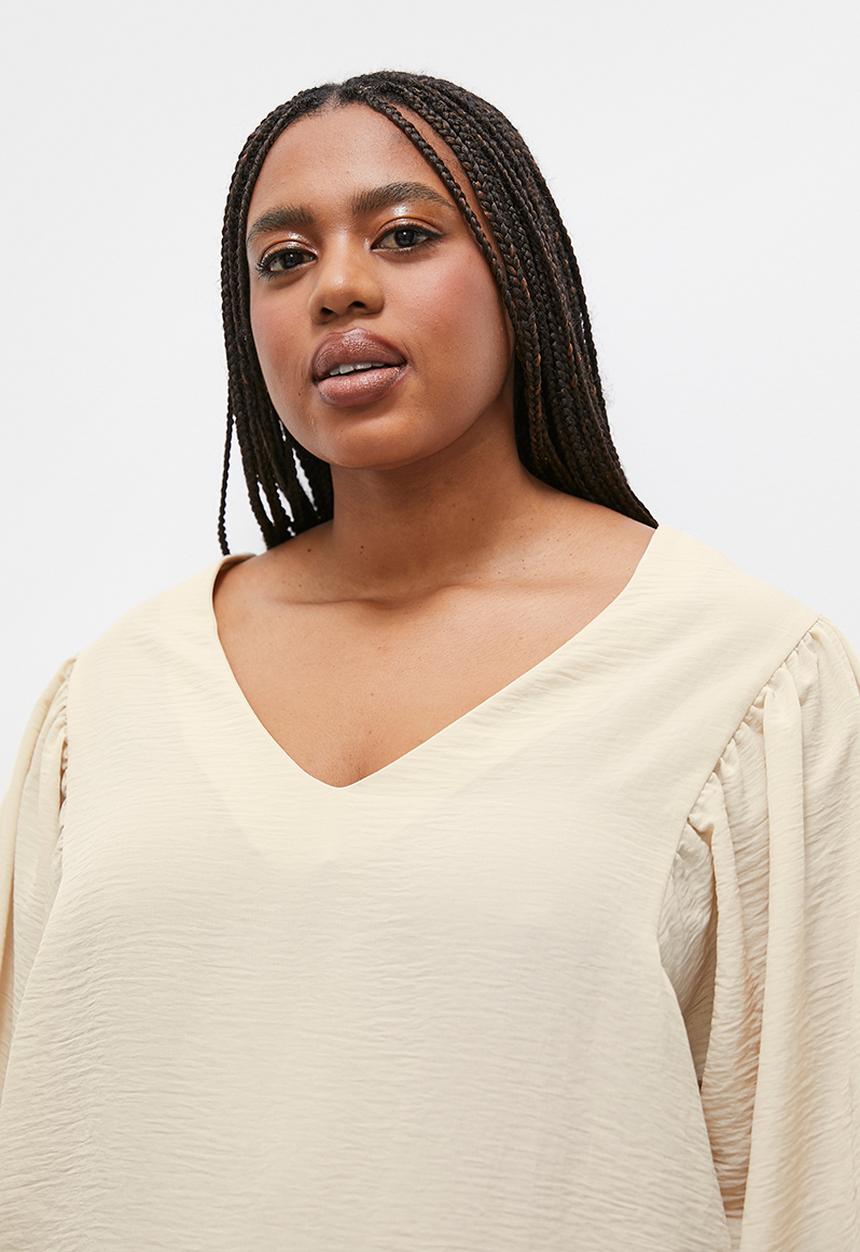 Superbalist - Balloon sleeve v-neck shell - perfectly pale