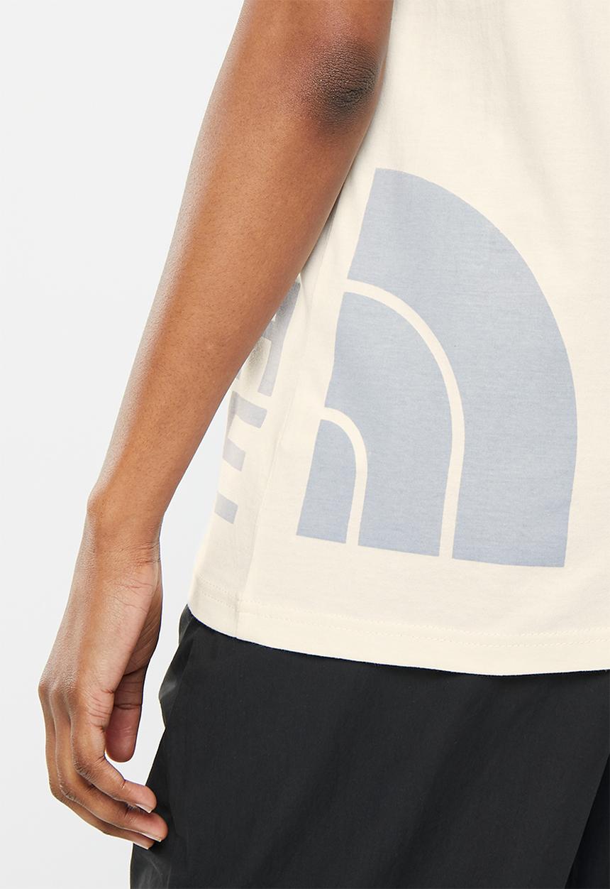 The North Face - W blown up logo short sleeve tee - gardenia white/dusty periwinkle
