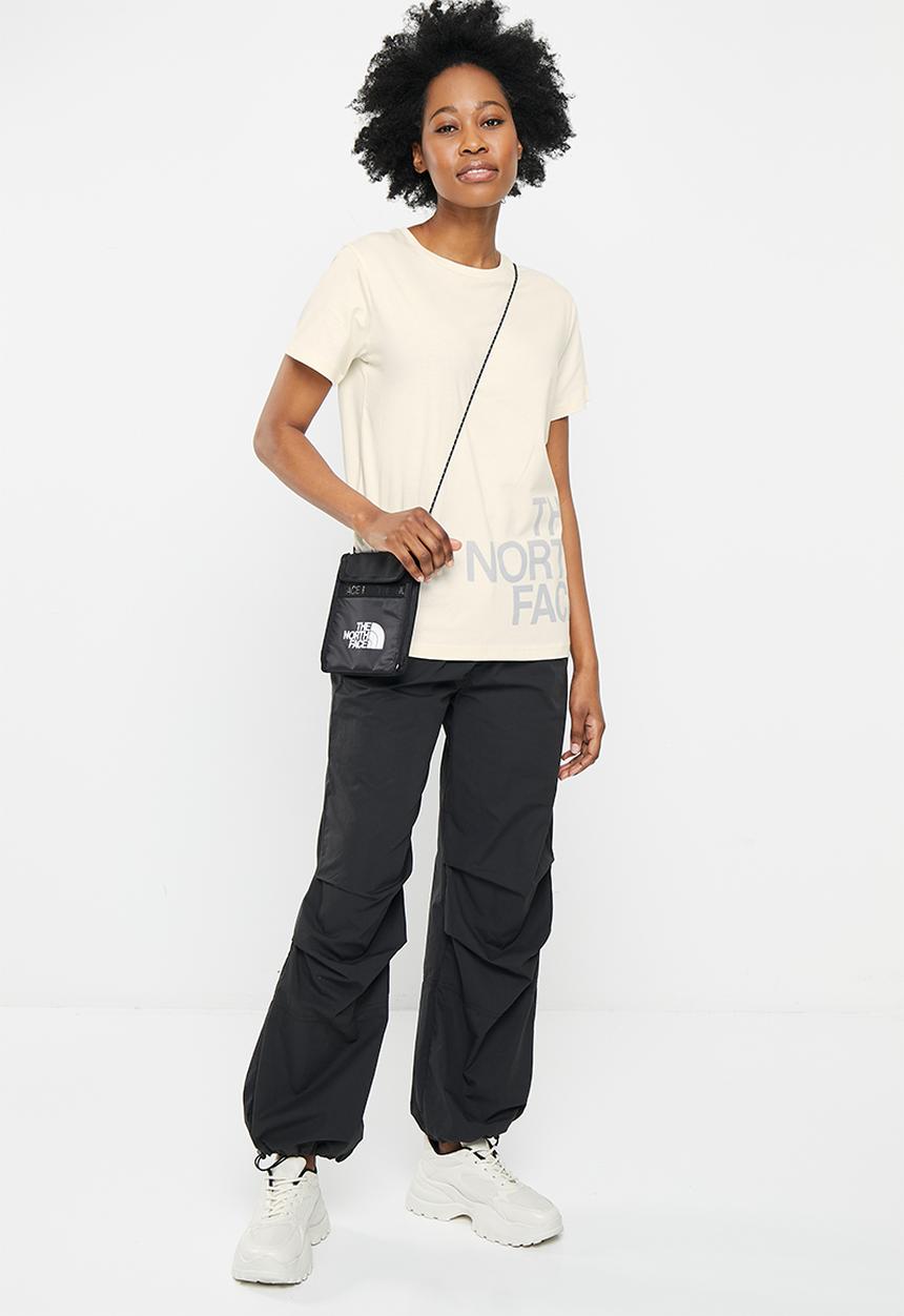 The North Face - W blown up logo short sleeve tee - gardenia white/dusty periwinkle