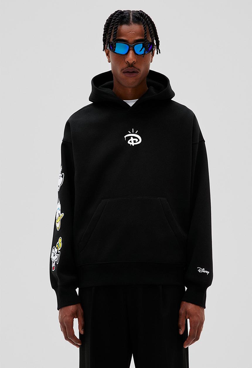H&M - Oversized fit hoodie - black/disney100