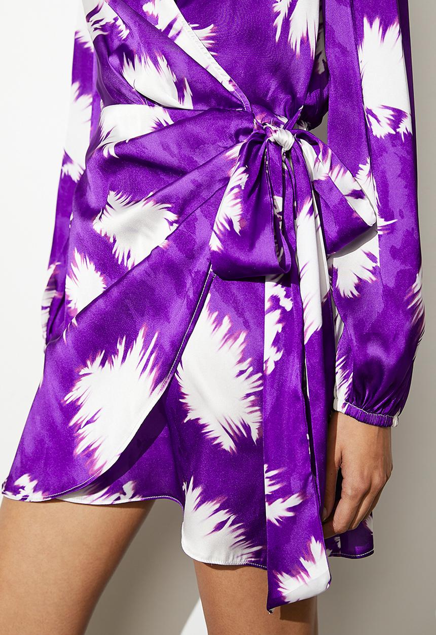 VELVET - Satin wrap midi dress - purple tie dye
