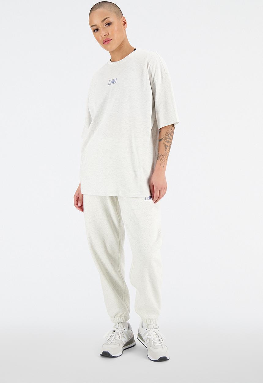 New Balance  - Nb essentials oversized tee - sea salt heather