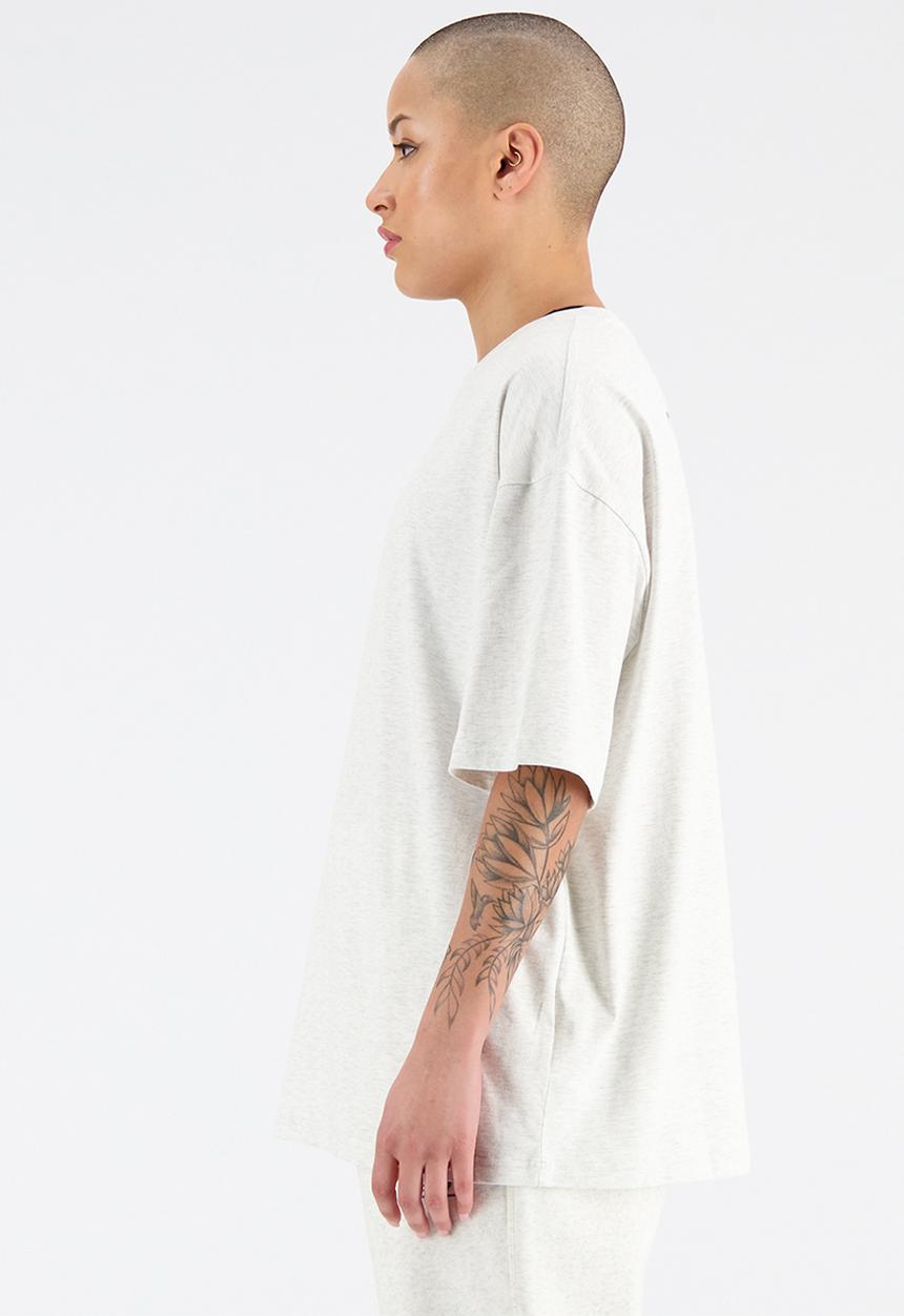 New Balance  - Nb essentials oversized tee - sea salt heather