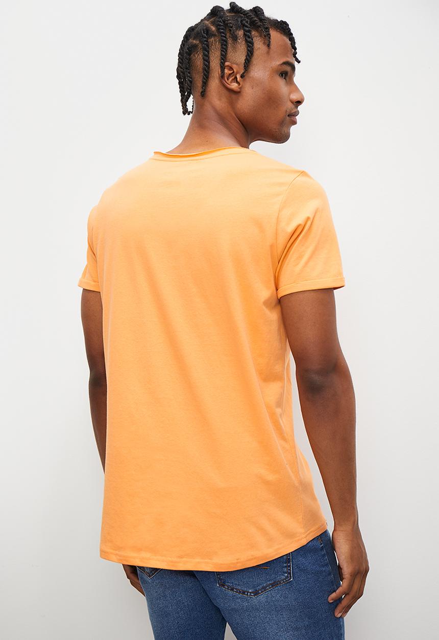 STYLE REPUBLIC - Slash raw edge curved hem pocket tee - light orange