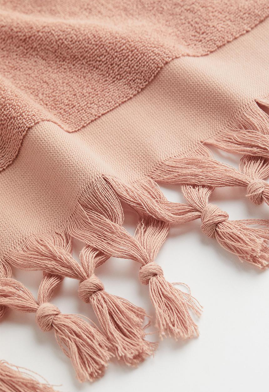 H&M - Tasselled hand towel - powder pink