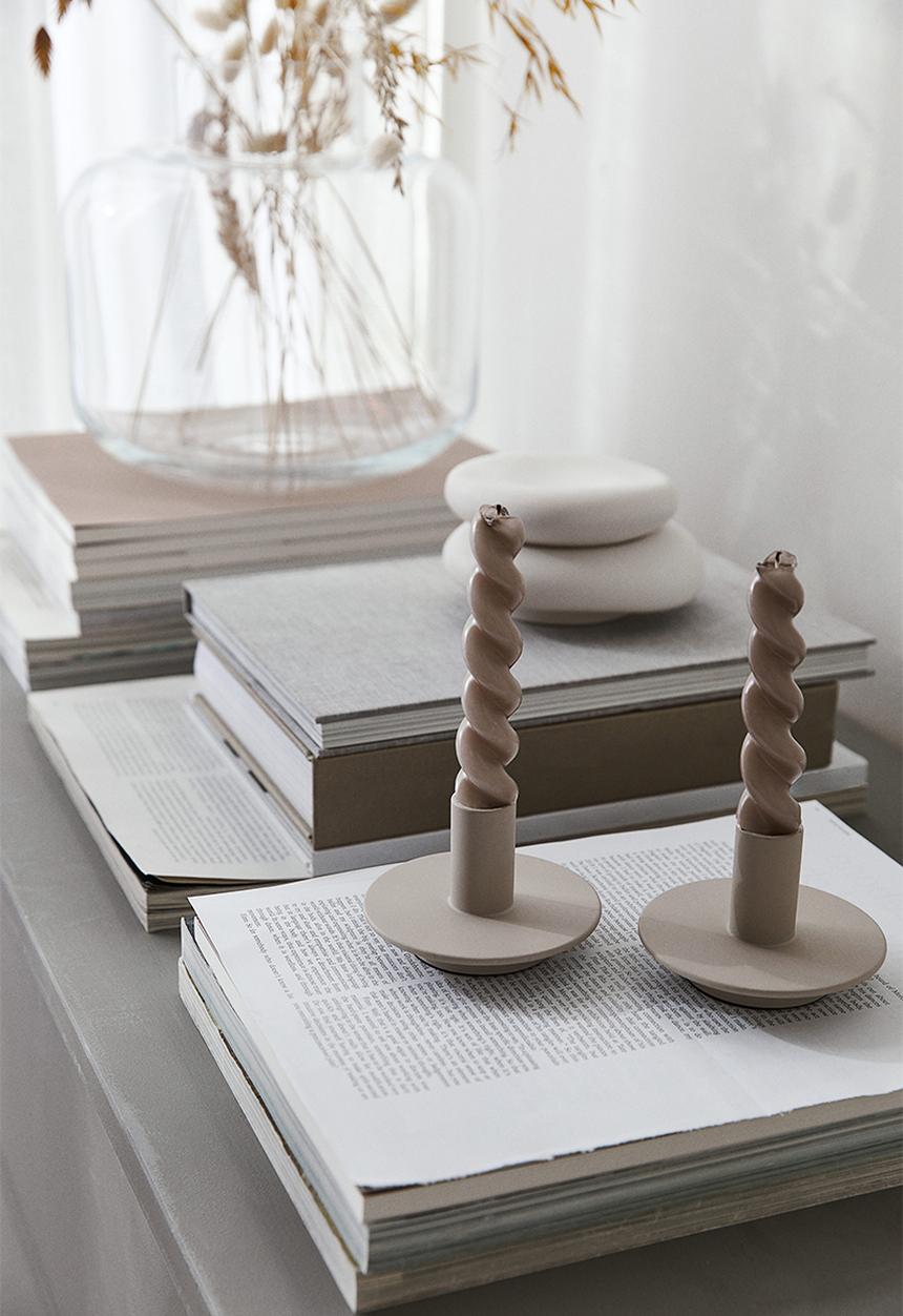 H&M - Metal candlestick - light beige