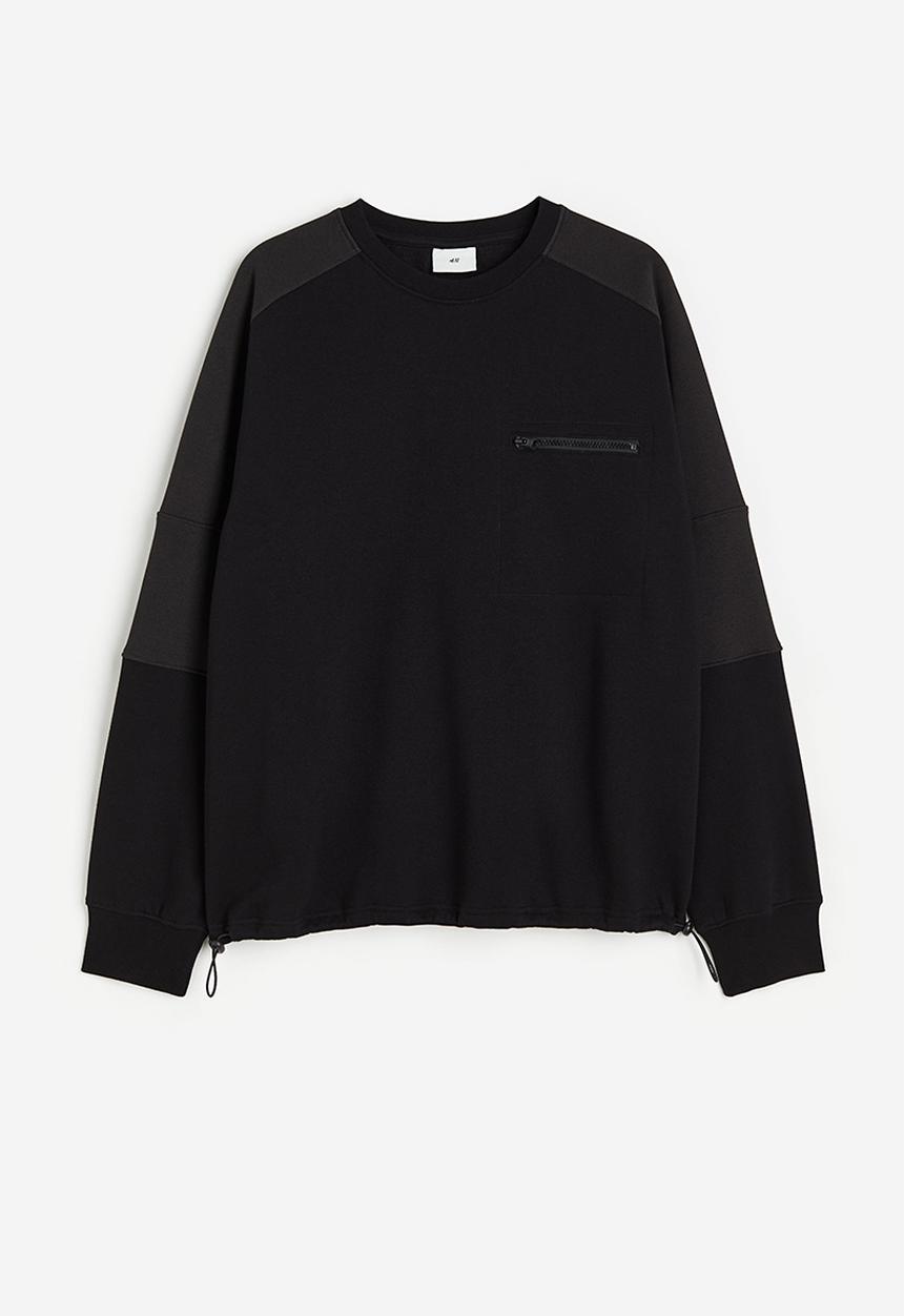H&M - Relaxed fit pocket-detail sweatshirt - black