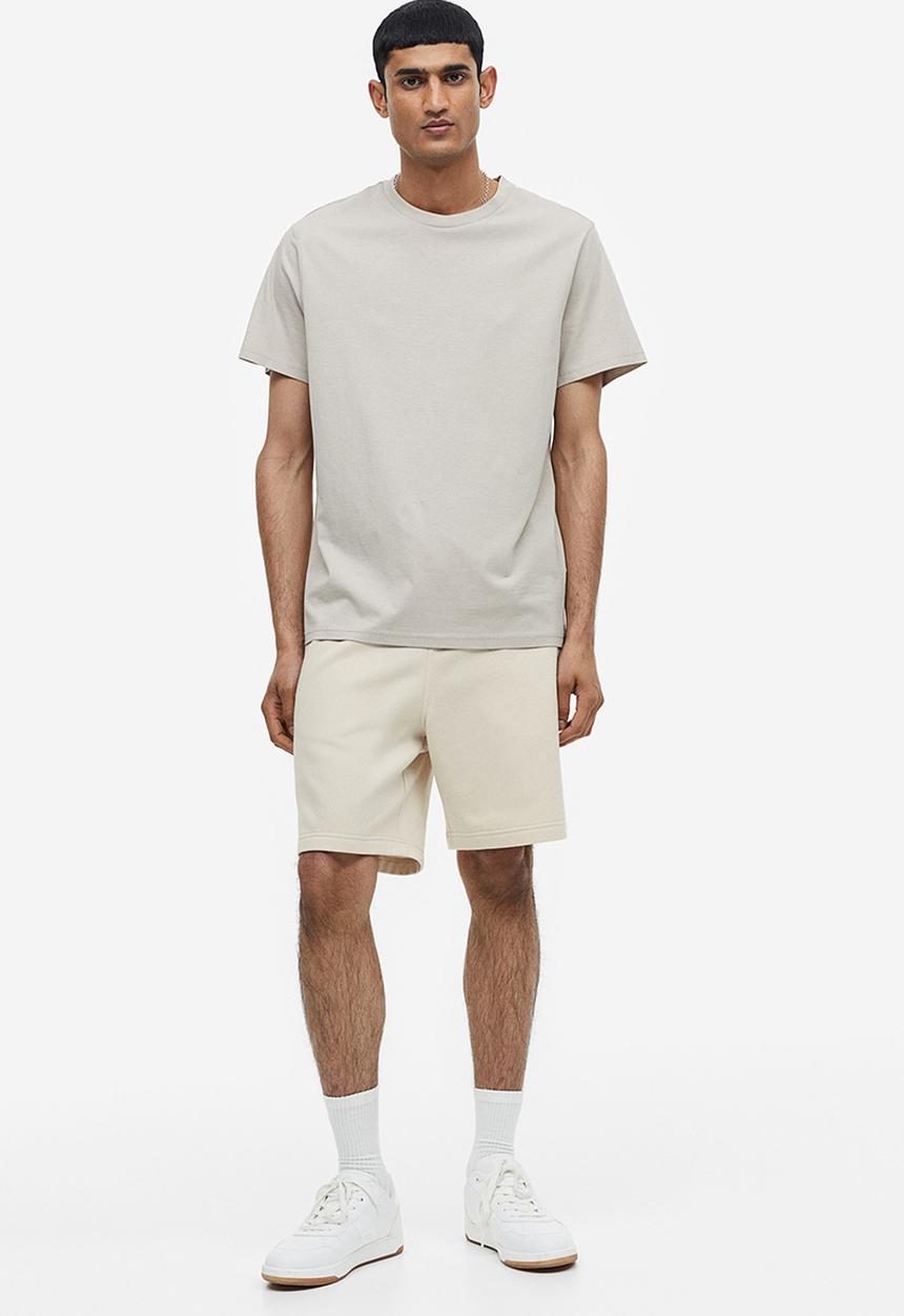 H&M - Regular fit sweatshorts - light beige