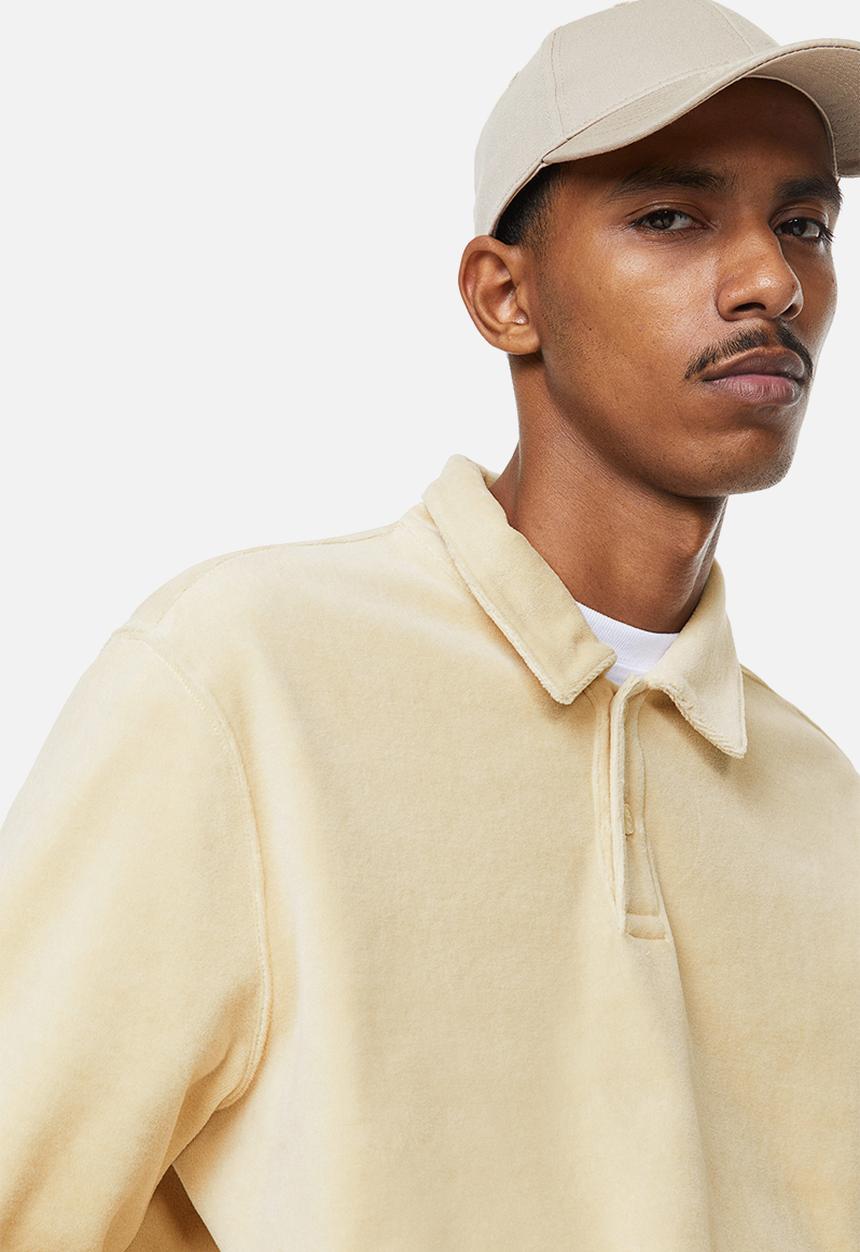H&M - Regular fit velour polo shirt - light beige 