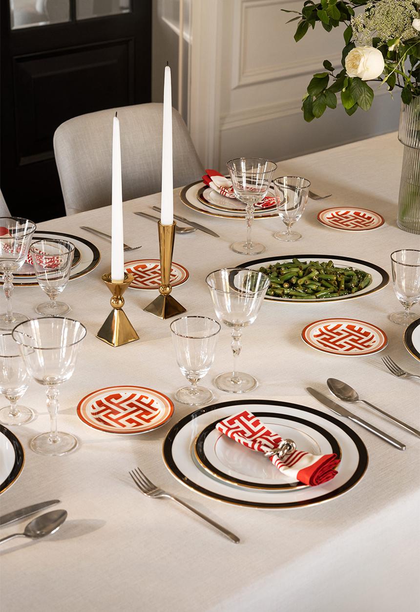 H&M - Small porcelain plate - orange/patterned