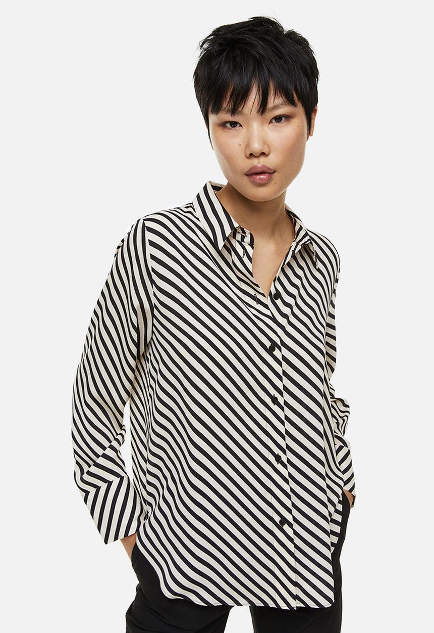 H&M - Pointed-collar shirt - black,white