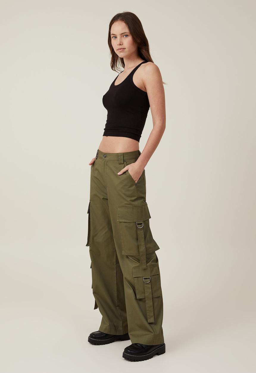 Cotton On - Kyros cargo pant - dark moss