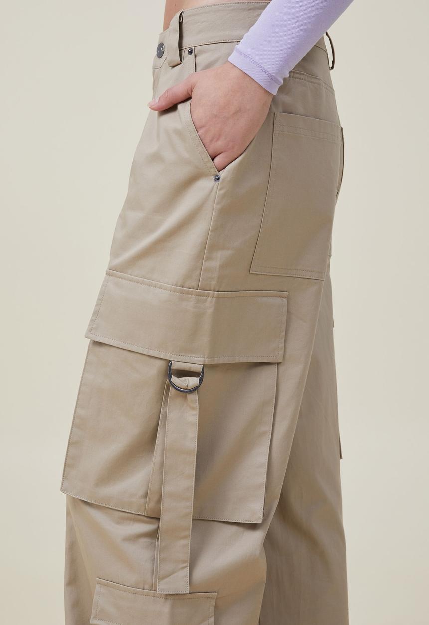 Cotton On - Kyros cargo pant - desert sand