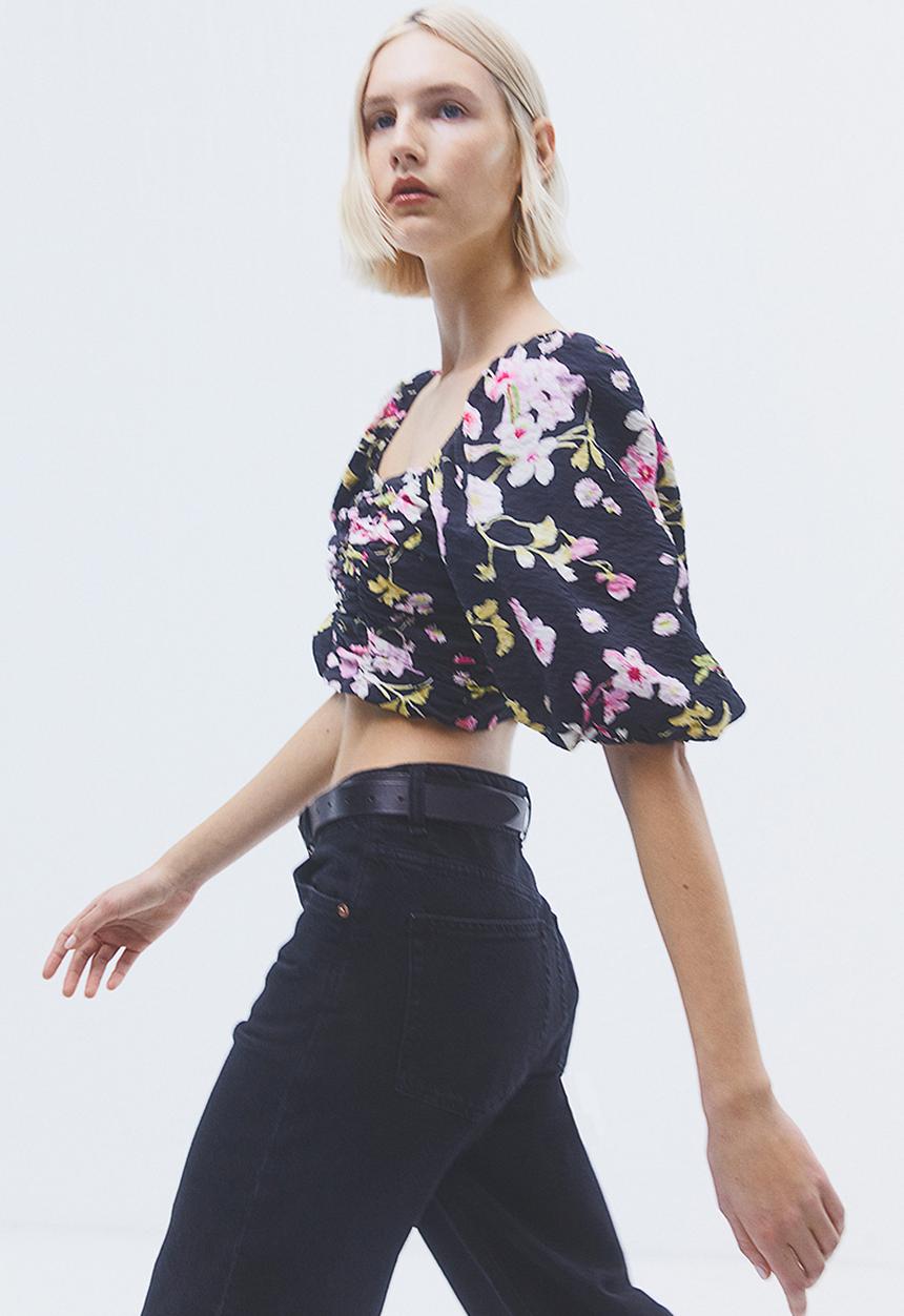 H&M - Puff-sleeved crop top - black,multi
