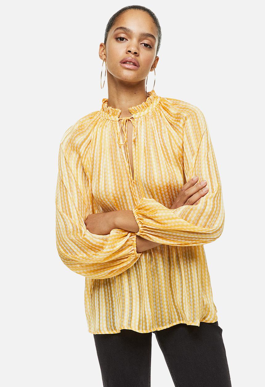 H&M - Frill-trimmed crêpe blouse - yellow/patterned 