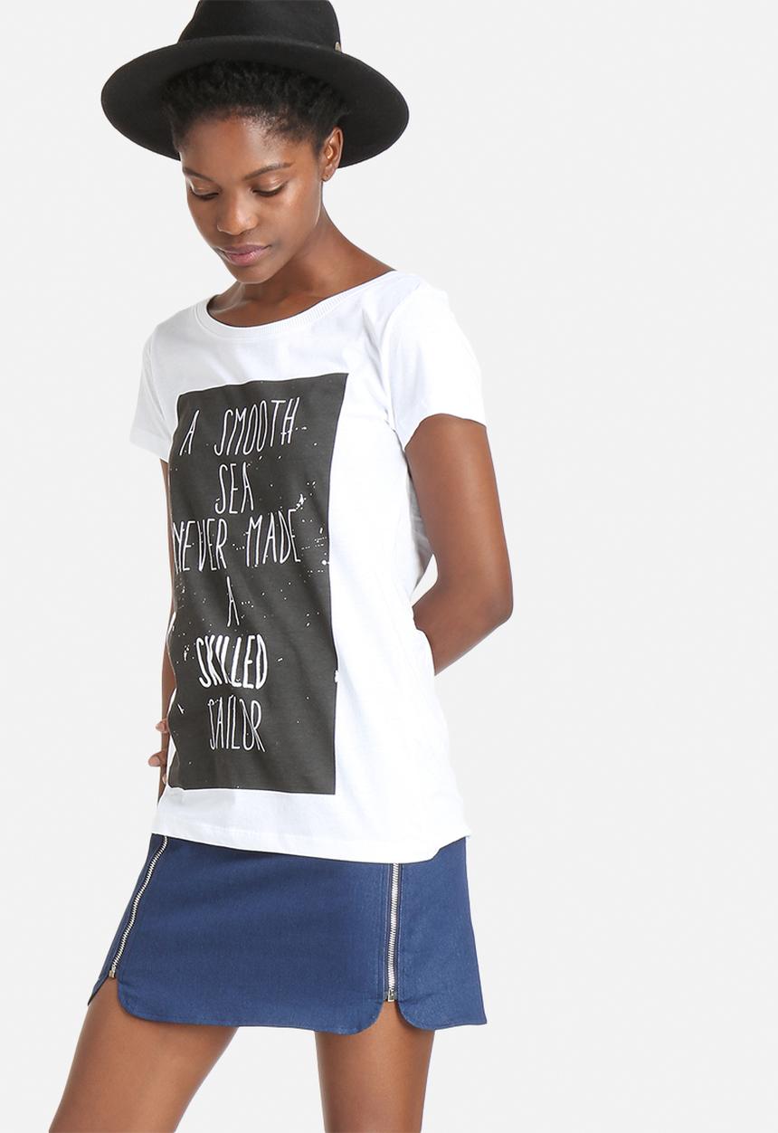 Jacqueline de Yong - Chicago Tee