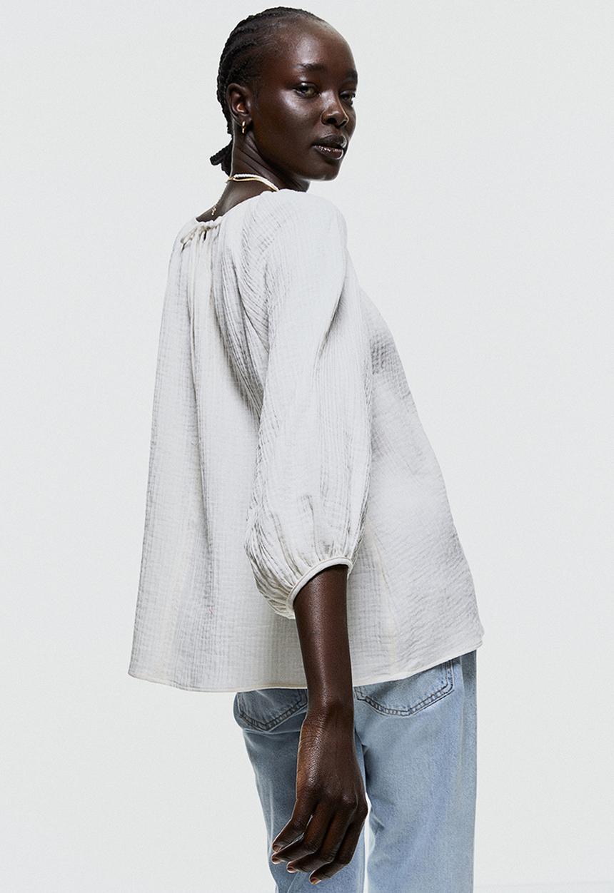H&M - Crinkled blouse - white