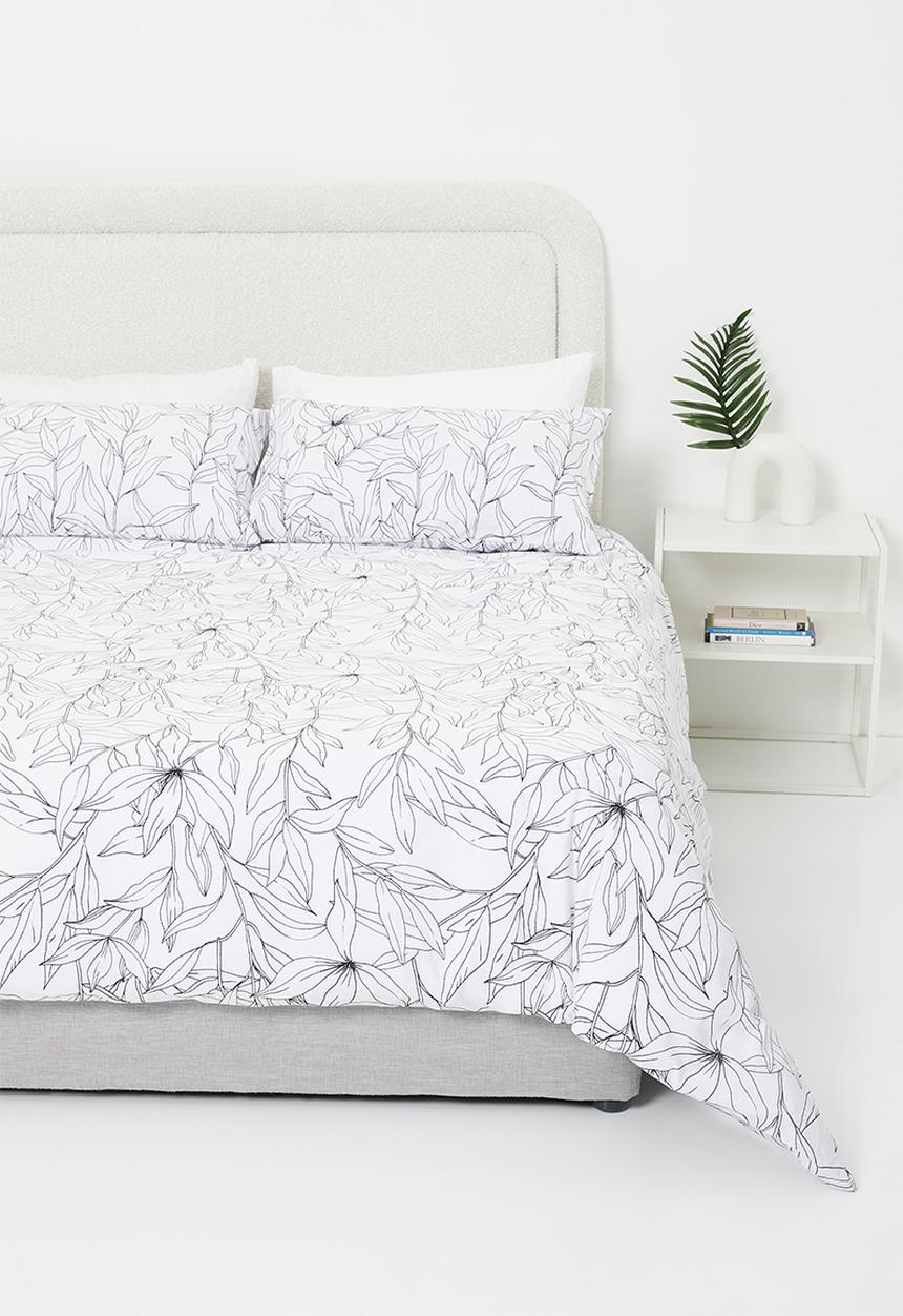 Sixth Floor - Harper cotton printed duvet cover set - black