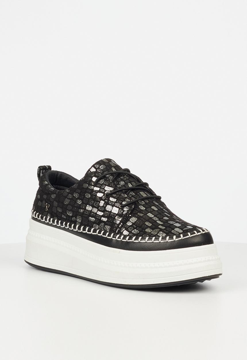Butterfly Feet - Senhora 9 brogue - black