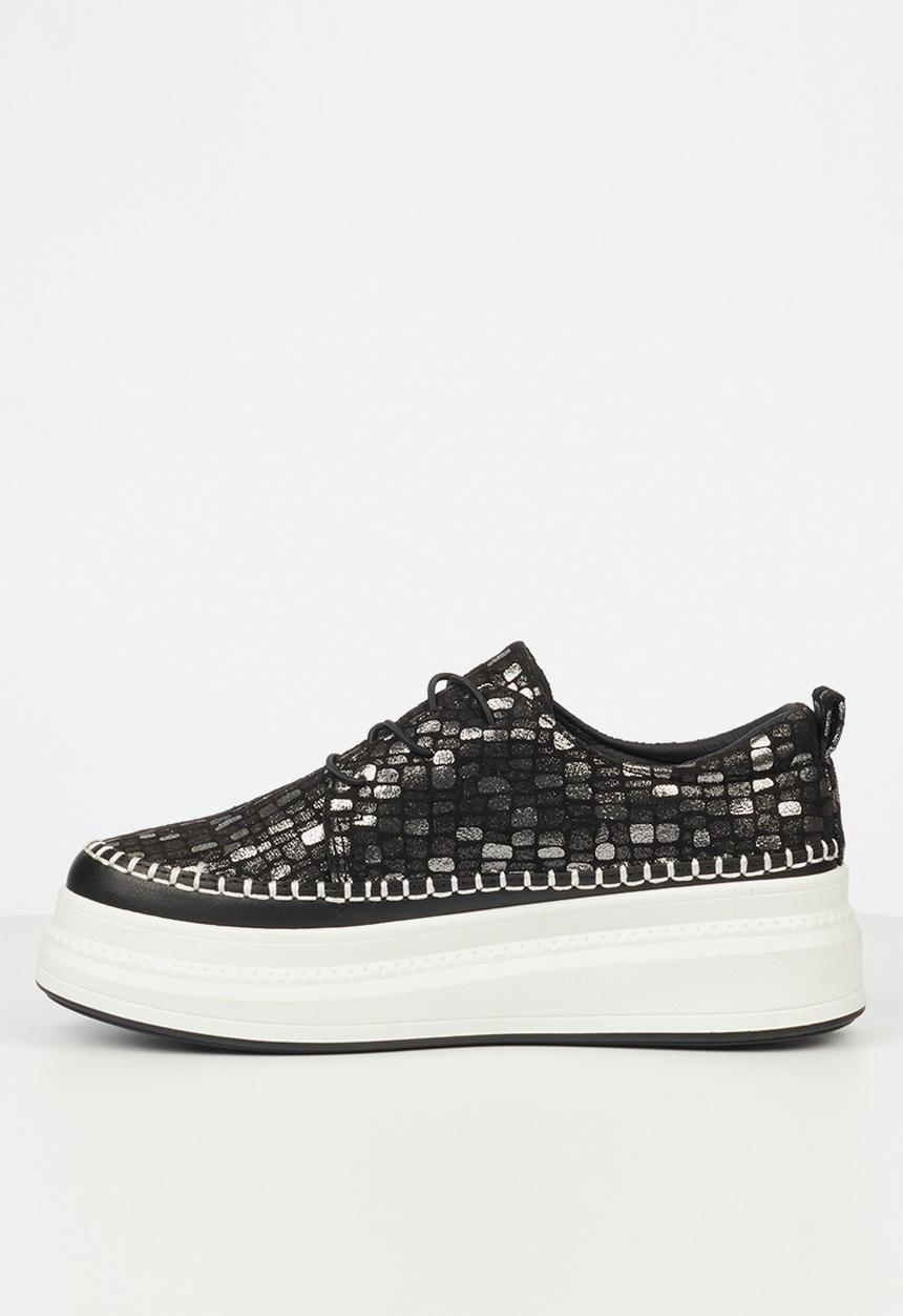Butterfly Feet - Senhora 9 brogue - black