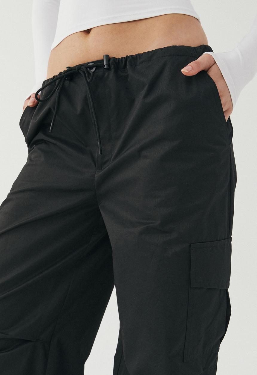Supré  - Evie parachute cargo pant - black
