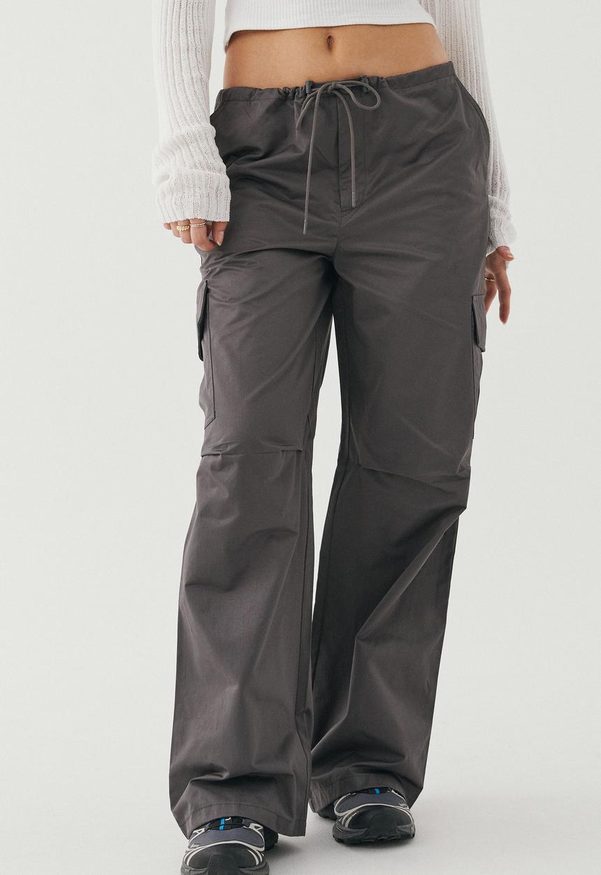 Supré  - Evie parachute cargo pant - chrome grey