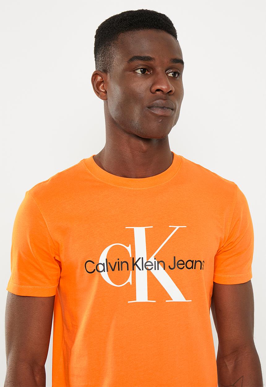 Calvin Klein - Seasonal monologo tee - vibrant orange