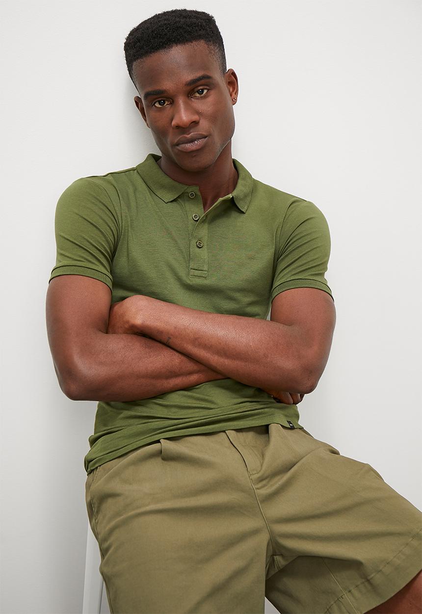 Superbalist - Rico plain muscle fit golfer - khaki