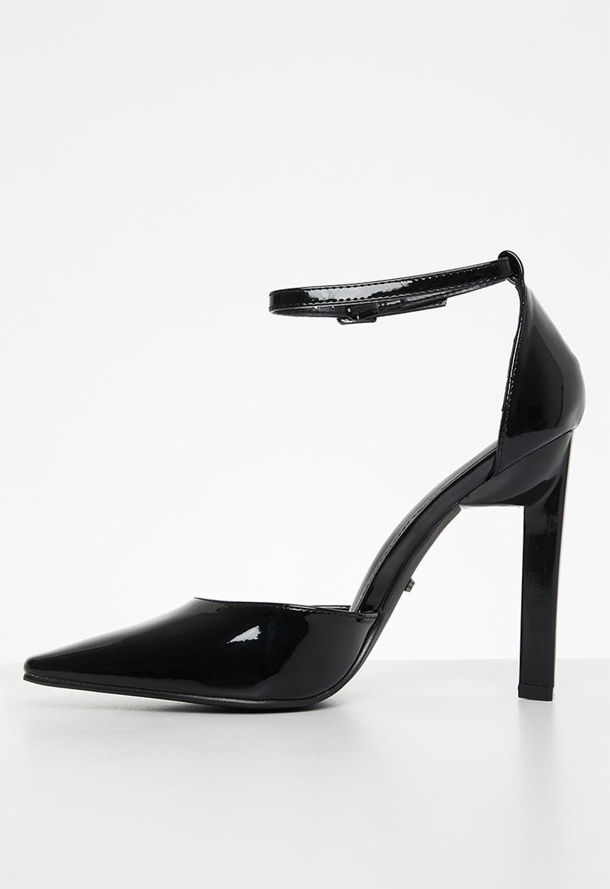 Miss Black - Class 1 court heel - black