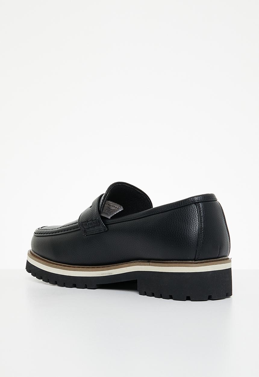 Jonathan D - Penny Moc Pebble - Black