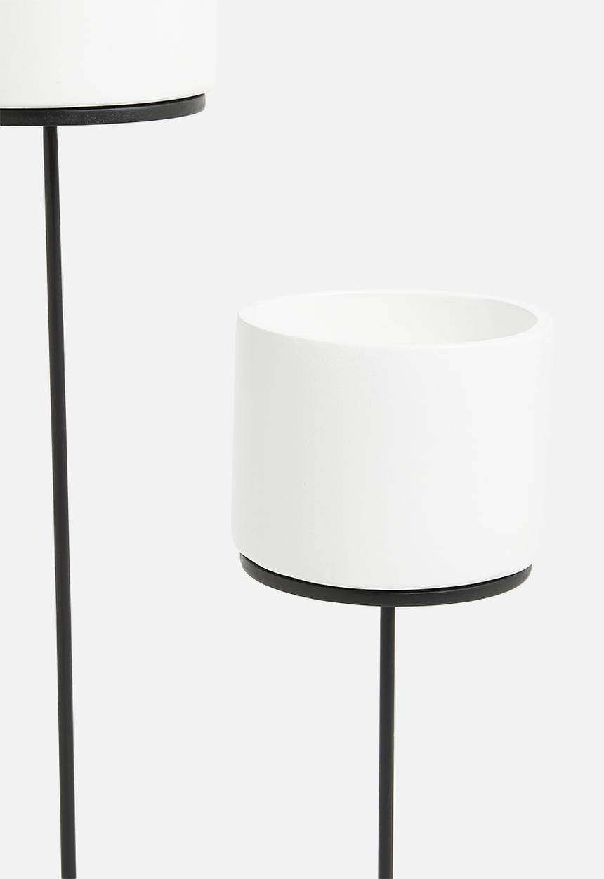 Native Decor - U-planter - black