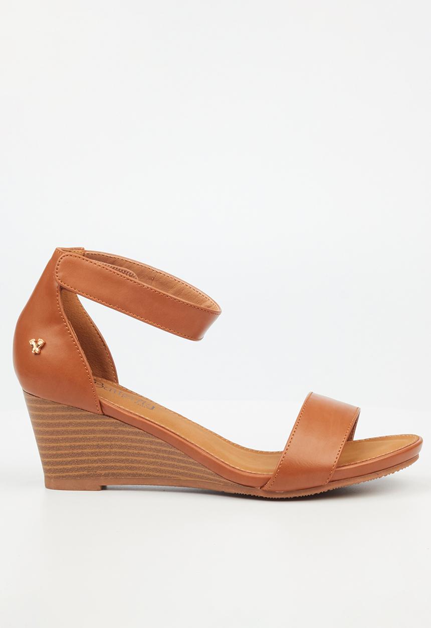 Butterfly Feet - Shani 5 wedge heel - tan