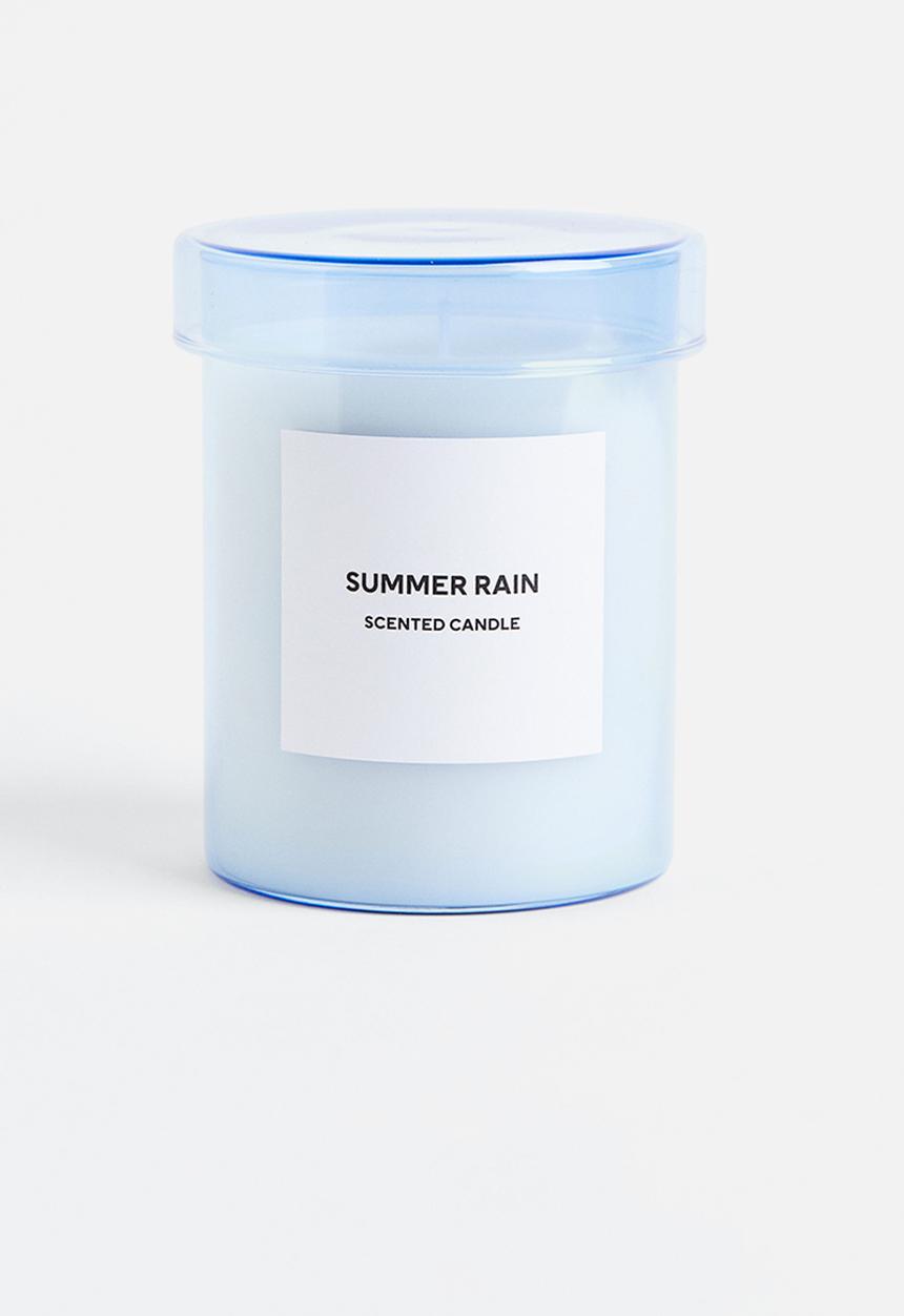 H&M - Scented candle in glass holder -  light blue/summer rain