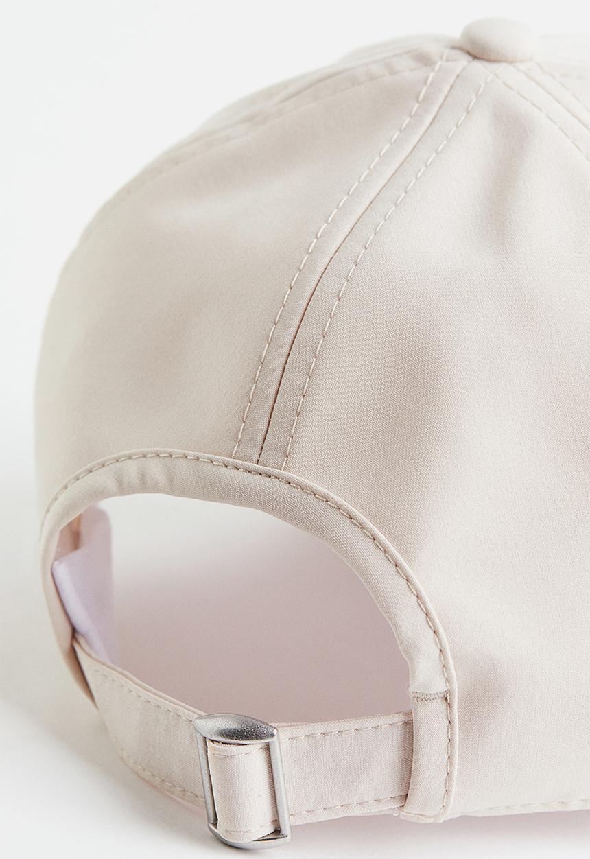 H&M - Water-repellent sports cap - light beige 