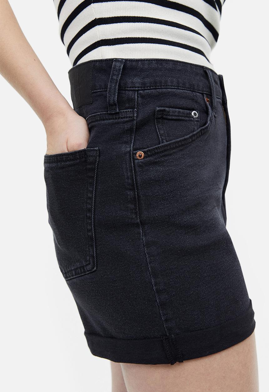 H&M - Mom ultra high denim shorts - black